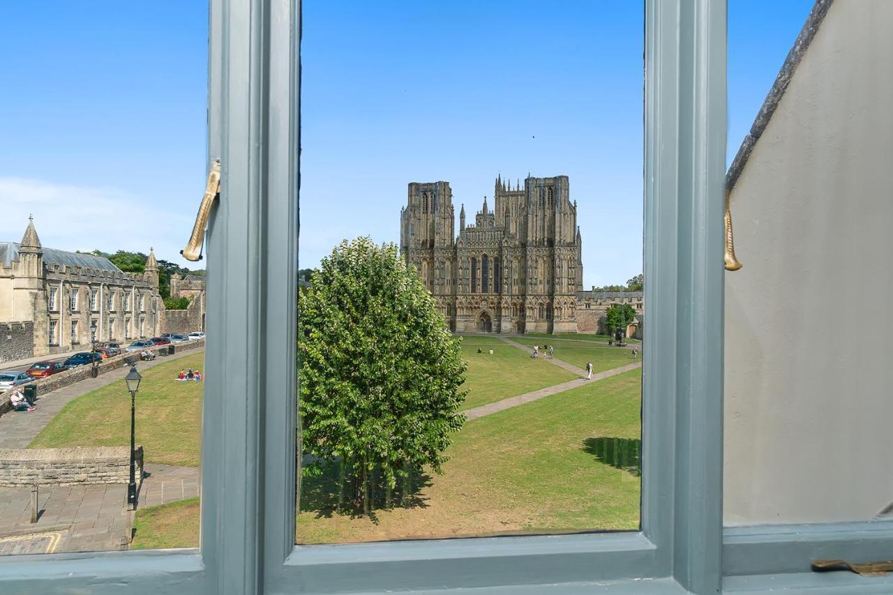 The Ancient Gatehouse & Rugantino Restaurant Hotell Wells Exteriör bild